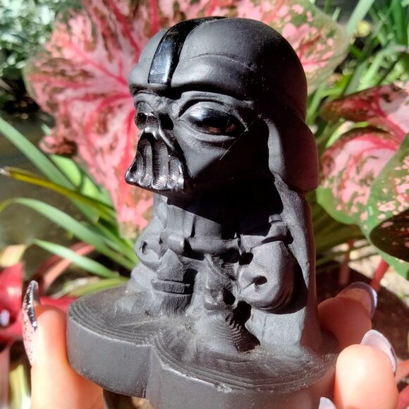 Darth Vader Black Obsidian Crystal Carving - Picture 3 of 3